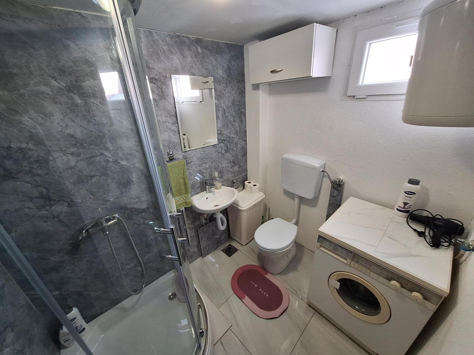 Fly & Stay Apartments Лакташи Екстер'єр фото